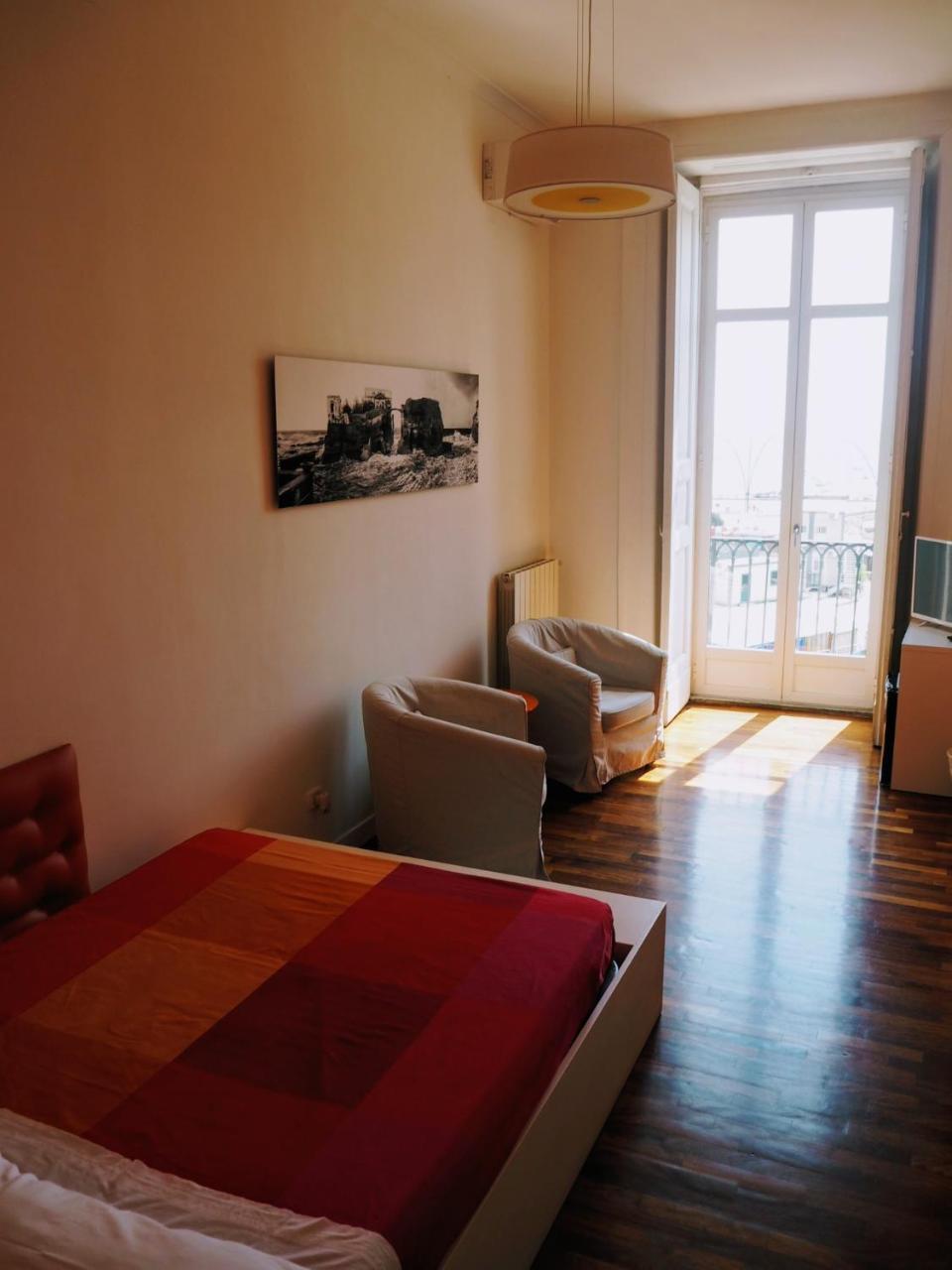 B&B Palazzo Mirelli Наполи Екстериор снимка